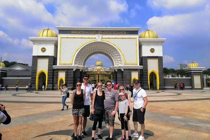 1 Day Private Vehicle With Driver -Explore Malaysia By Your Own Plans - How the private driver setup works in Kuala Lumpur