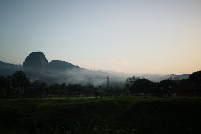 Climb and Abseiling Hidden Pinnacles of Takun - Bukit Takun instead of Batu Caves: the setting and the payoff