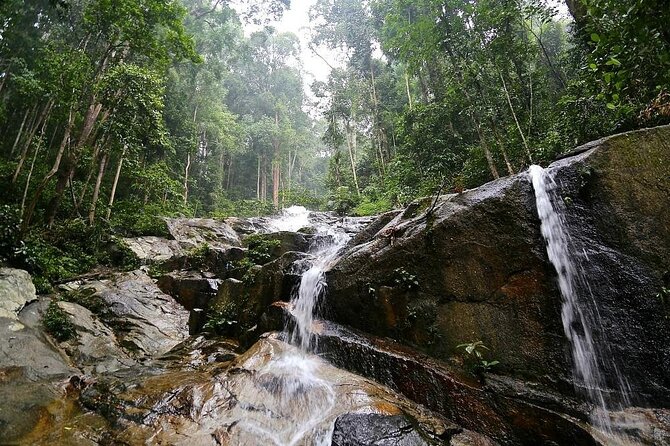 Countryside Tour Waterfall, Hot Springs & Batu Caves With Lunch - Batik Chong visit: short, hands-on style without eating your day