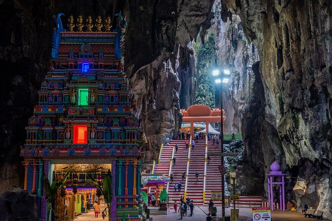 Fireflies Tour and Batu Cave Visit with Boat Ride and Seafood Dinner - Timing, Crowds, and Weather: How to Make the Day Feel Easy