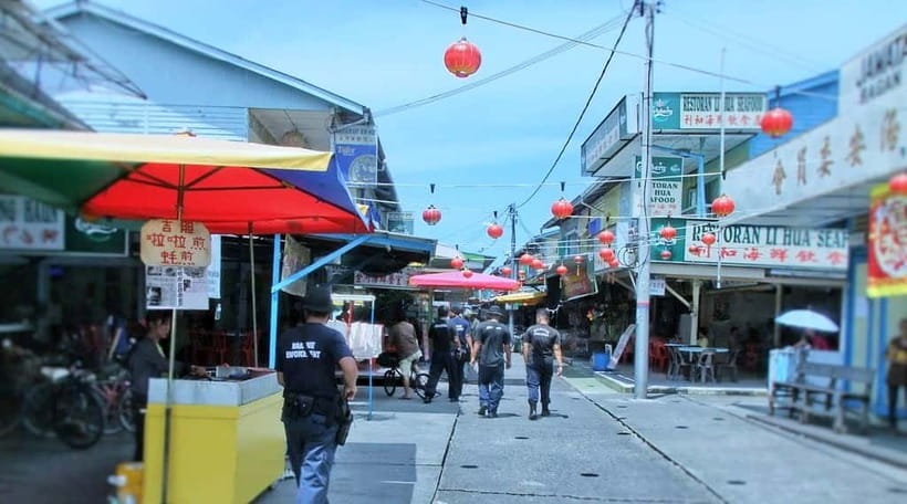 From Kuala Lumpur: Crab Island Tour with Seafood Lunch - The open sea ferry ride to Crab Island