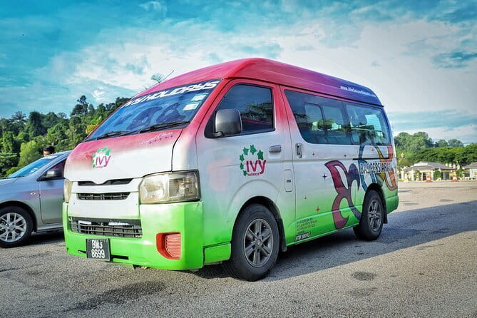 Kuala Lumpur Airport Departure Transfer from KL City - The Ride: Air-Con Comfort and a Driver Who Actually Handles It