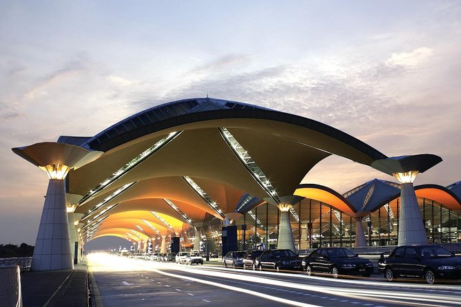 Kuala Lumpur Airport Transfer to Your Hotel - Getting Met at KLIA/KLIA2 Without the Taxi-Line Chaos
