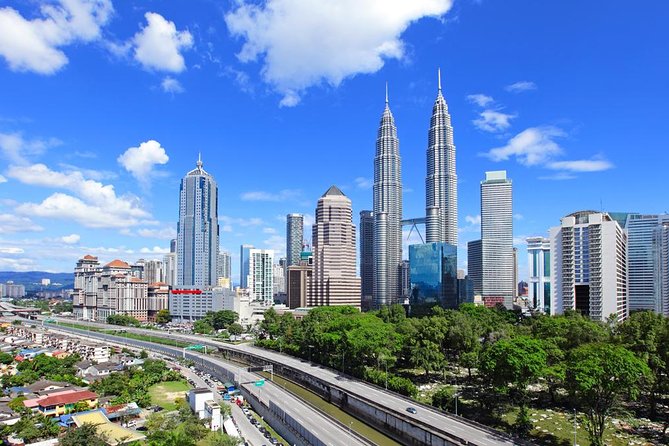 Kuala Lumpur Airport Transfer to Your Hotel - Vehicle Choices, Group Size, and Why the Private Car Upgrade Matters