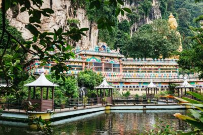Kuala Lumpur: Batu Caves Half-Day Tour with Pick-Up Option - Pick-Up and Meeting Point: Where the Day Starts Easy