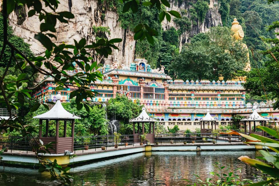 Kuala Lumpur: Batu Caves Half-Day Tour with Pick-Up Option - Pick-Up and Meeting Point: Where the Day Starts Easy