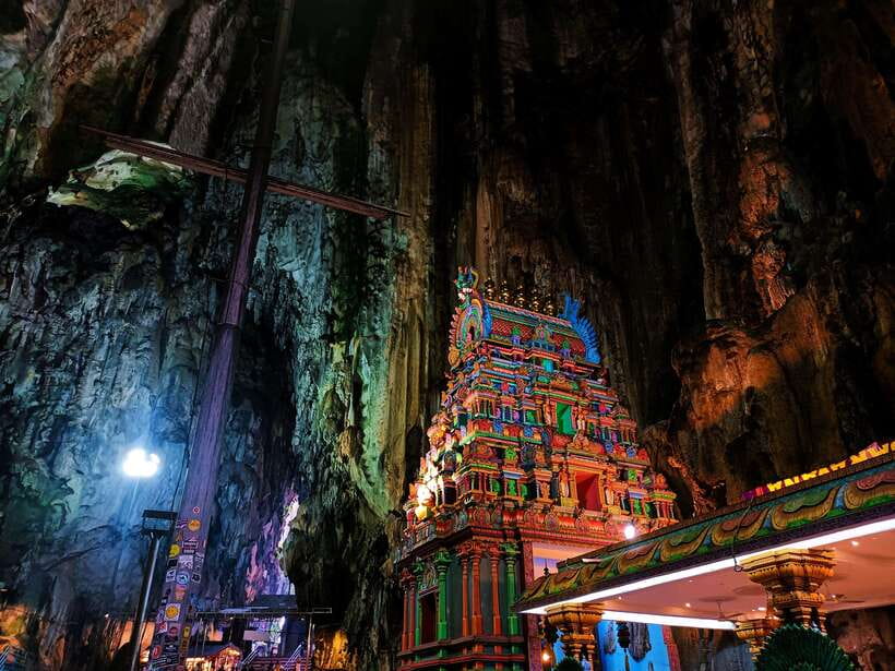 Kuala Lumpur: Batu Caves, Ramayana Caves & Kanching Falls - Inside Batu Caves: murals, shrine space, and what to actually look for