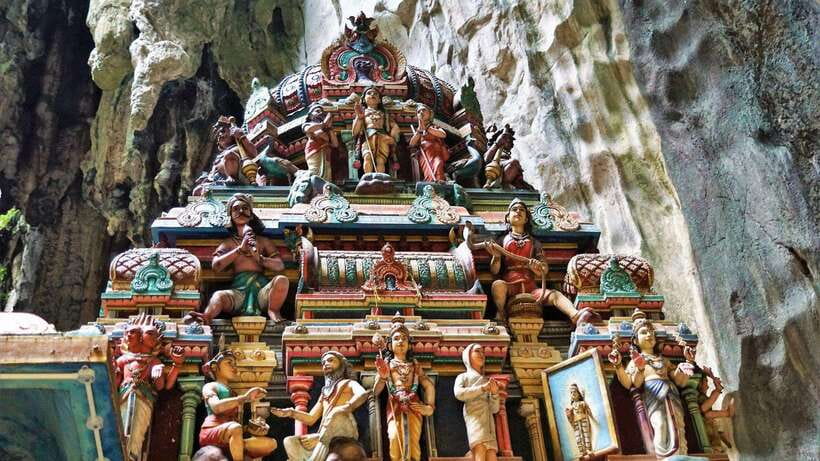 Kuala Lumpur: City Tour & Batu Caves Combo - Batik CHONG at East Coast Batik Factory: a real craft stop
