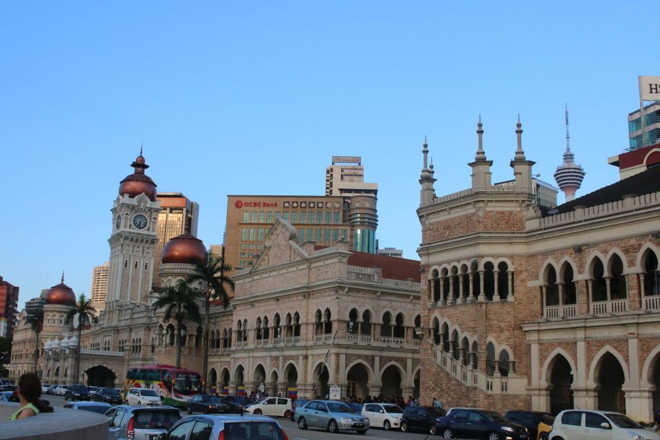 Kuala Lumpur: City Tour & Batu Caves Combo - Istana Negara: royal grounds without the full-day commitment