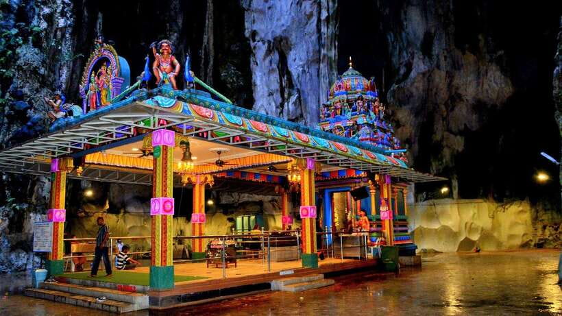 Kuala Lumpur: City Tour & Batu Caves Combo - Moorish charm at Kuala Lumpur Railway Station (built 1886)