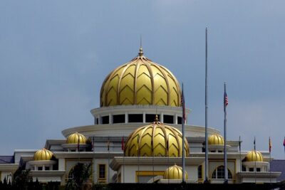 Kuala Lumpur City Tour Full Day 8 hours - Petronas Twin Towers: iconic views, but plan for tickets