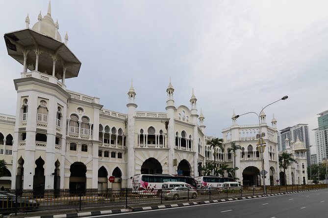 Kuala Lumpur City Tour Full Day 8 hours - Royal Selangor Visitor Centre and Batik CHONG: small stops with real craft value