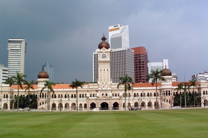 Kuala Lumpur City Tour Full Day 8 hours - Jamek Mosque and National Mosque: two major styles, both worth a respectful pause