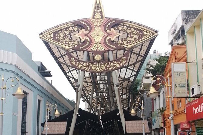 Kuala Lumpur City Tour - Istana Negara and Independence Square Photo Time: Big-Landmark Energy