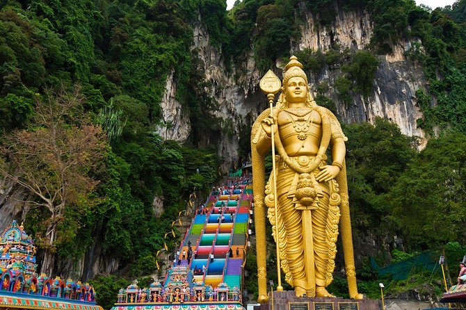 Kuala Lumpur Cruise Excursions from Port Klang - Merdeka Square and Istana Negara: independence and the royal system in one pass