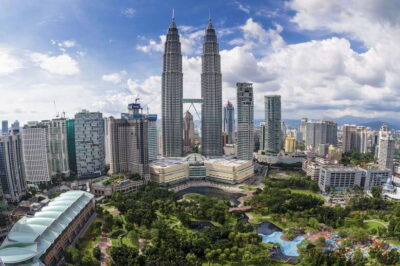 Kuala Lumpur Full-Day Sightseeing Tour with Batu Caves - Air-Conditioned Comfort and the Reality of KL Timing