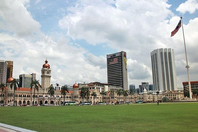 Kuala Lumpur Half-day City Tour - The River of Life and KLCC Park: how KL is reshaping water and public space