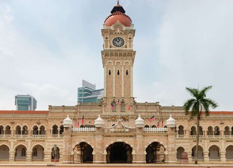 Kuala Lumpur: Half-Day Photo Tour with Petronas Twin Towers - Perdana Botanical Garden: quick greenery for a calmer frame