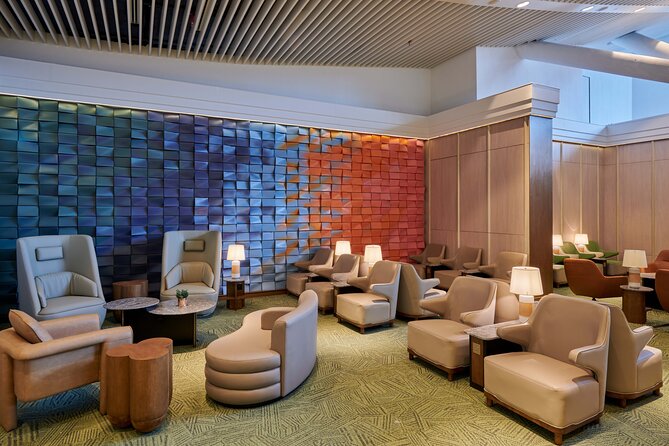 Kuala Lumpur International Airport Plaza Premium Lounge - Food and Drinks: Included Meals, Limited Variety, and What to Expect