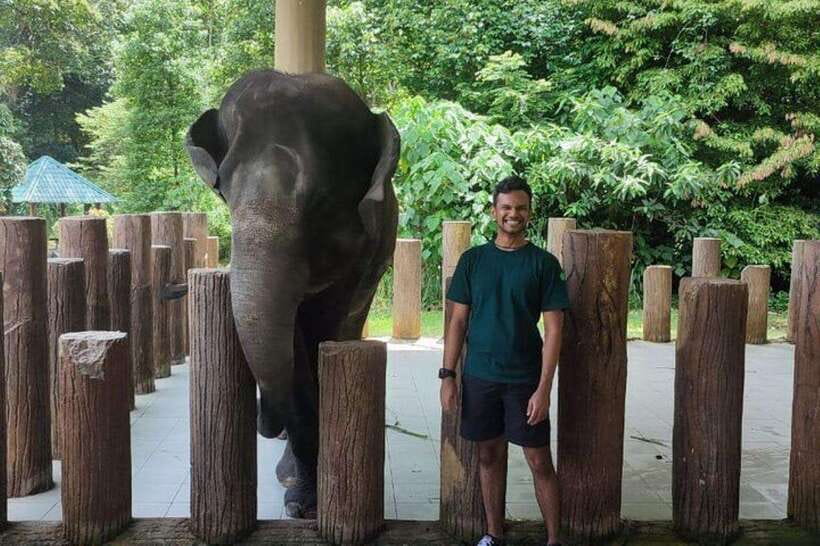 Kuala Lumpur: Kuala Gandah and Batu Caves Private Trip - Private driver perks: door-to-door comfort in real Kuala Lumpur traffic