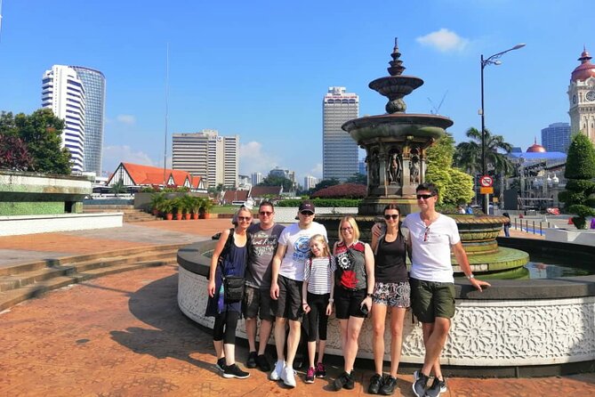 Kuala Lumpur Must-See Landmarks with Professional Tour Guide - Stop 5: Thean Hou Temple and the Chinese philosophy mix