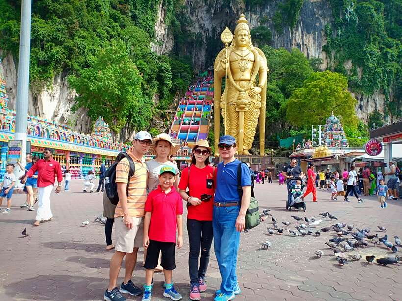 Kuala Lumpur: Private Batu Cave, National Mosque Tour, Lunch - Price and value: why $56 can make sense here