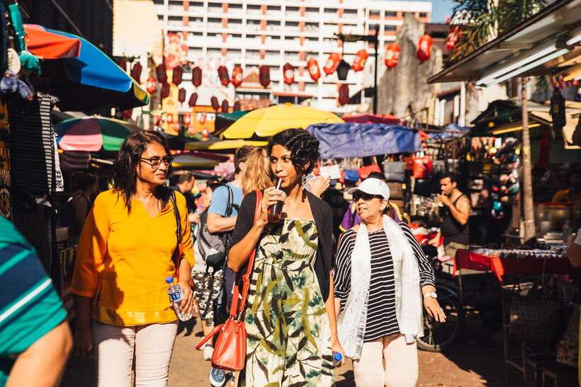 Kuala Lumpur: Private Food Tour – 10 Tastings with Locals - Vegetarian Option That Actually Adapts