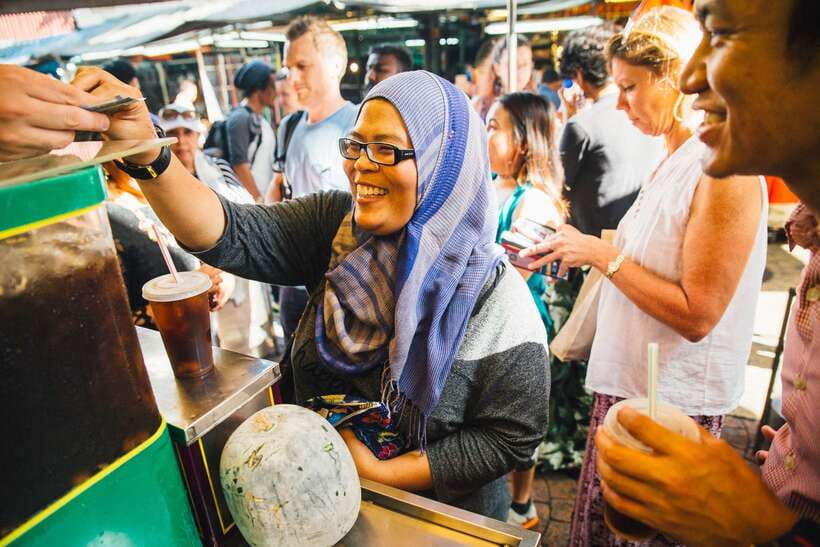 Kuala Lumpur: Private Food Tour – 10 Tastings with Locals - What Might Be Annoying: Walking, No Pickup, and Not for Wheelchairs