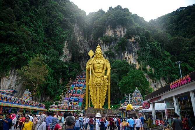 Kuala Lumpur Private Tour to Batu Caves Hotsprings And Waterfalls - How the 4-hour schedule actually feels (9am or 2pm)