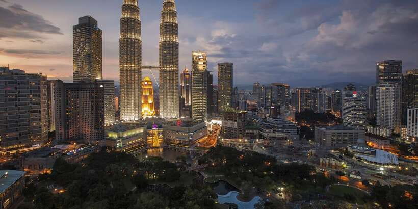 Kuala Lumpur: Private Walking Tour with a Local - Scenic Views and Moving Between Neighborhoods Without Burning Time