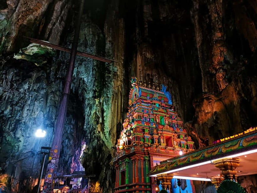 Kuala Lumpur, Putrajaya & Batu Caves Tour - Golden Triangle and Petronas Photos: Shopping District Energy, Lite Version