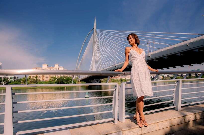Kuala Lumpur: Putrajaya City Tour with Lake Cruise - Price and value: $71 for a half-day with pickup and a cruise option