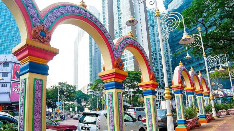 Kuala Lumpur: Sightseeing, Markets, and Food Night Tour - Brickfields Little India at Night: Color, Aroma, and Laddu or Jalebi
