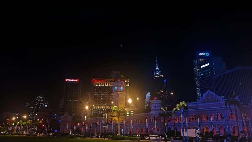 Kuala Lumpur: Sightseeing, Markets, and Food Night Tour - River of Life and Masjid Jamek Views: Klang and Gombak Under the Lights