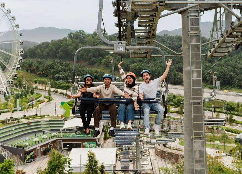 Kuala Lumpur: Skyline Luge Admission Ticket - Day vs night at Skyline Luge: fully lit tracks change the vibe