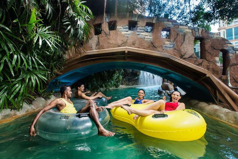Kuala Lumpur: Sunway Lagoon Entry Ticket - Picking the right ticket: Standard Entry vs Night Park Ticket