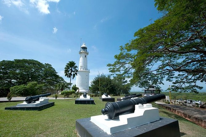 Kuala Selangor Tour from Kuala Lumpur with Fireflies Boat Ride and Seafood Dinner - Kampung Kuantan seafood dinner: what to expect (and how to manage it)