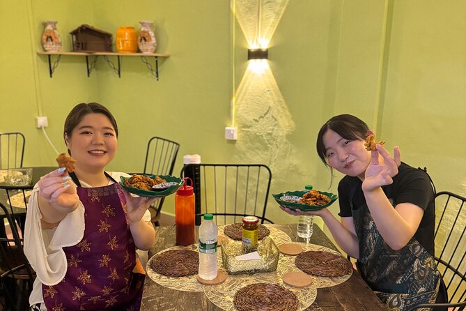 Malaysian Hands-On Cooking Class : Masala Medley - A first-floor kitchen above Jalan Imbi
