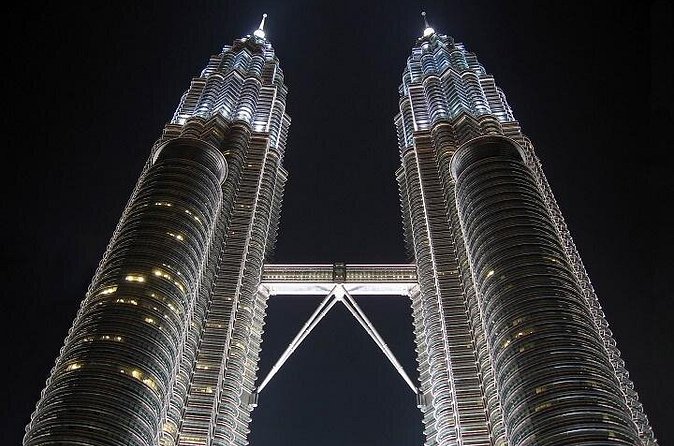 Petronas Twin Tower E-Ticket Including The Skybridge - The Tower Story on the Way Up: Interactive Displays Help You Look Smarter