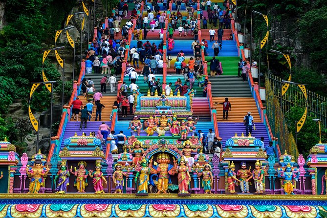 Petronas Twin Tower Tickets & Top Ten Wonder of Kuala Lumpur Tour - Botanical gardens and the colonial railway glance
