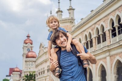 Private Day Kuala Lumpur Photographic Tour With Petronas Twin Tower & Batu Caves - Istana Negara and Dataran Merdeka: royal domes to colonial-meets-modern city geometry