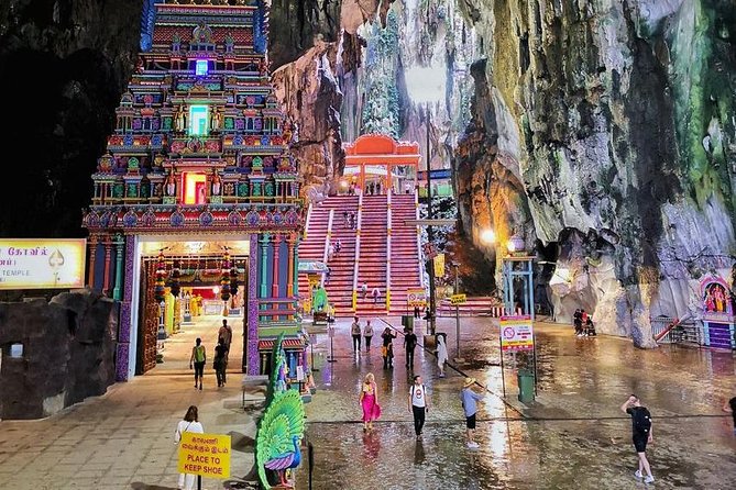 Private Tour Kuala Lumpur with Petronas Twin Towers Observation Deck & Batu Cave - How this private KL day really plays out (8 hours with one driver)