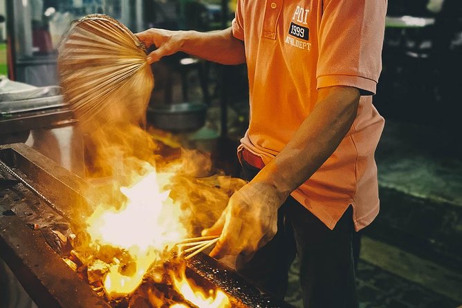 Sambal Streets Kuala Lumpur Food Tour with 15+ Tastings - Why Chow Kit Market at night is the smartest food move in Kuala Lumpur