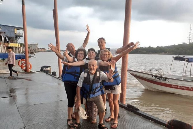 Twinkling Kuala Selangor Firefly Boat Tour from Kuala Lumpur - Fireflies start after 8pm: how the tour’s timing helps