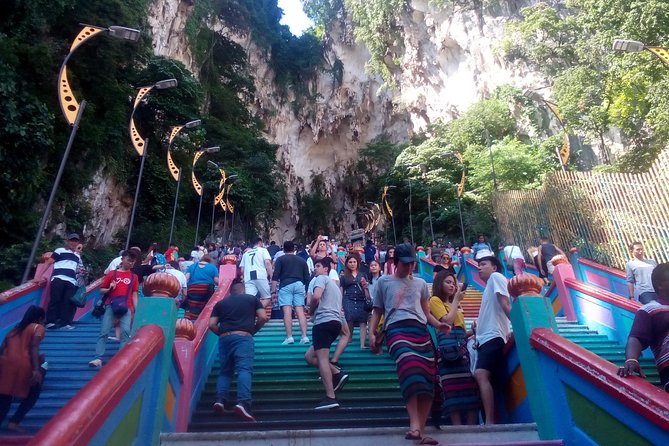 Wonders of Kuala Lumpur City & Countryside + Batu Caves (Private Guided Tour) - National Mosque (Masjid Negara): quick, meaningful, and not rushed