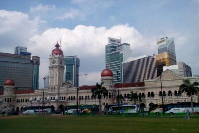 Wonders of Kuala Lumpur City & Countryside + Batu Caves (Private Guided Tour) - Dataran Merdeka drive-through: colonial landmarks you can actually name